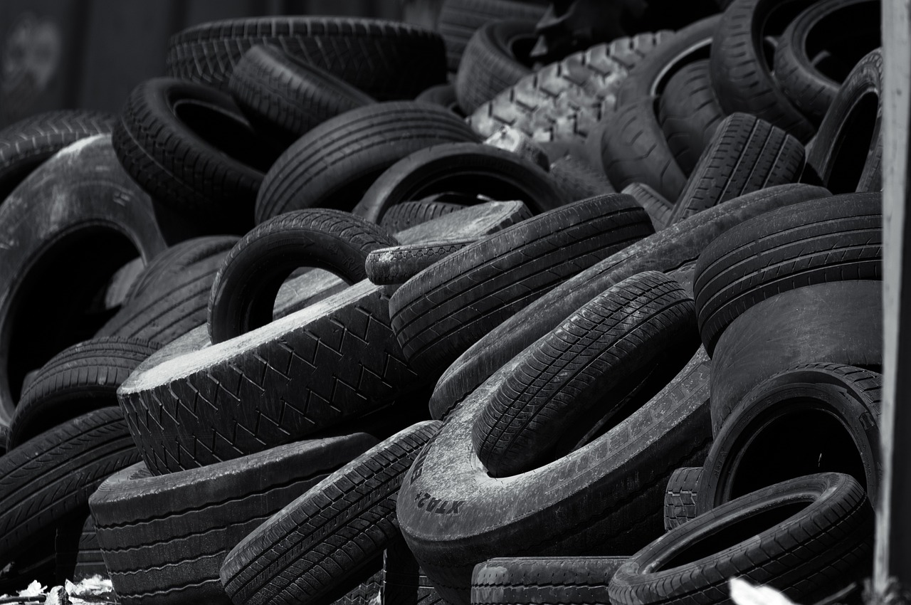Des vieux pneus