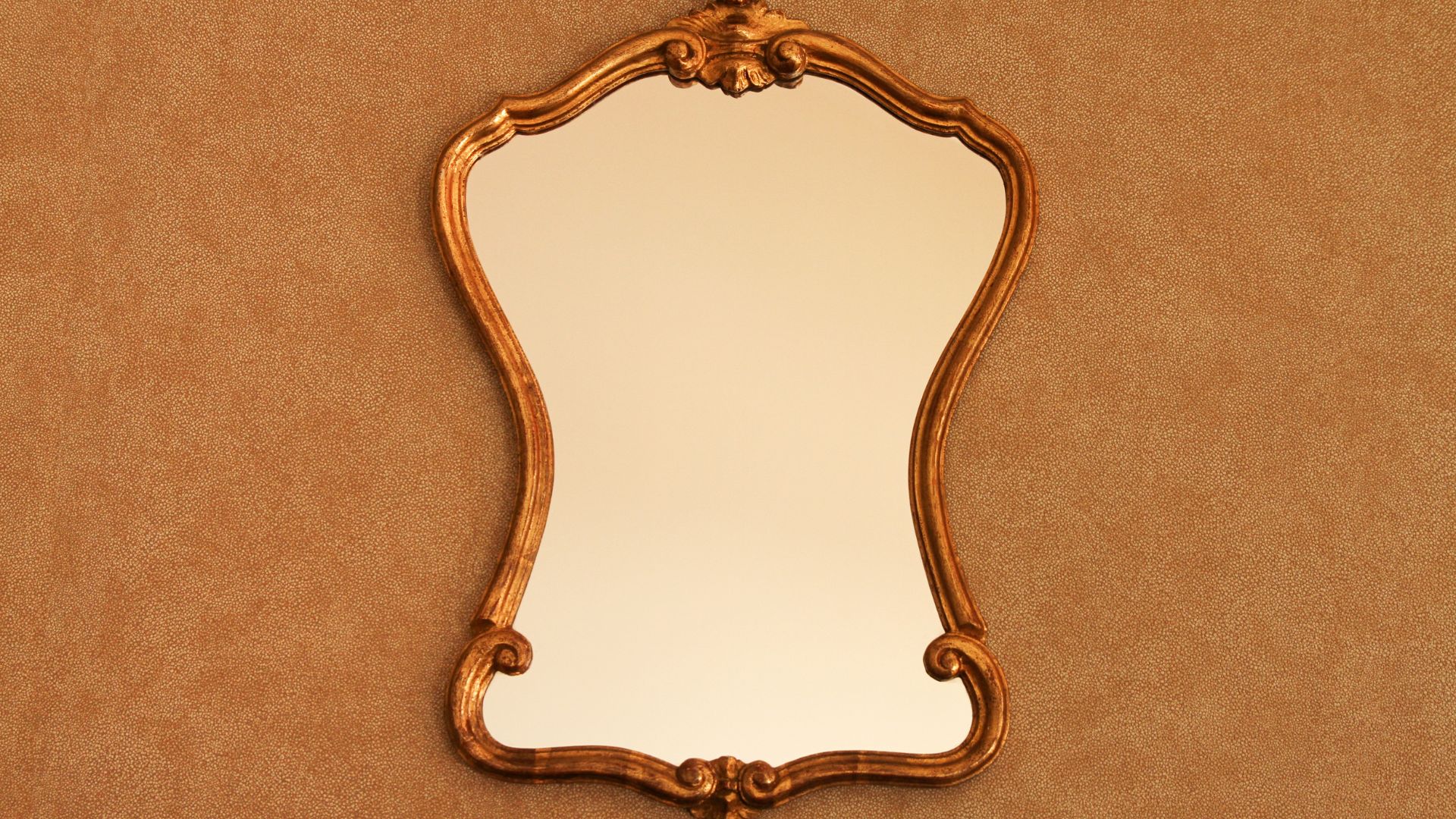 Un vieux miroir