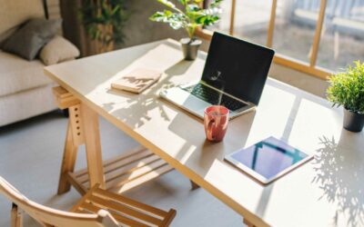 Organiser un espace de travail créatif chez soi.